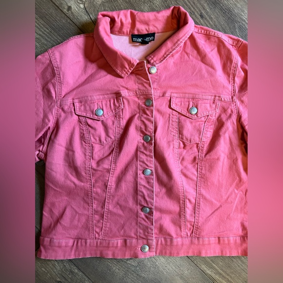 Pink jacket - Picture 2 of 4